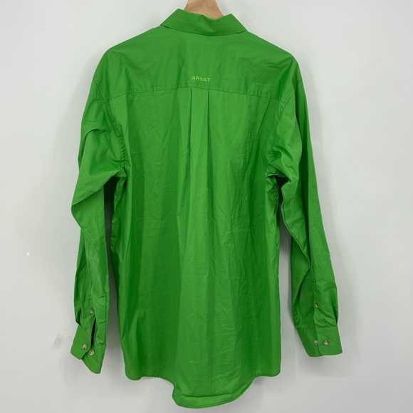NWT ARIAT Men's Pro Series Lime Green Casual poplin long sleeve Shirt Med - Picture 4 of 8